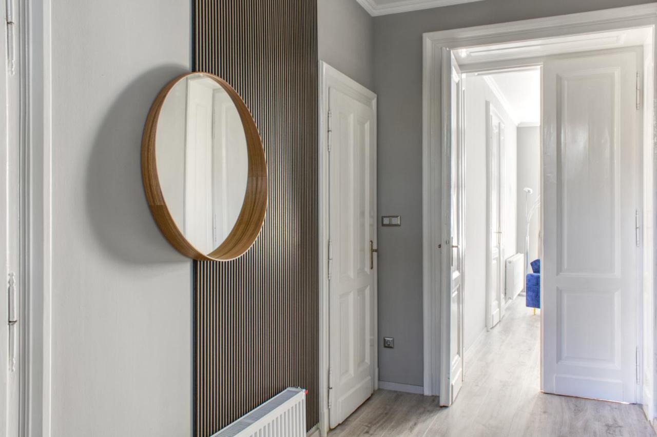 La Roberta Apartment บูดาเปสต์ ภายนอก รูปภาพ