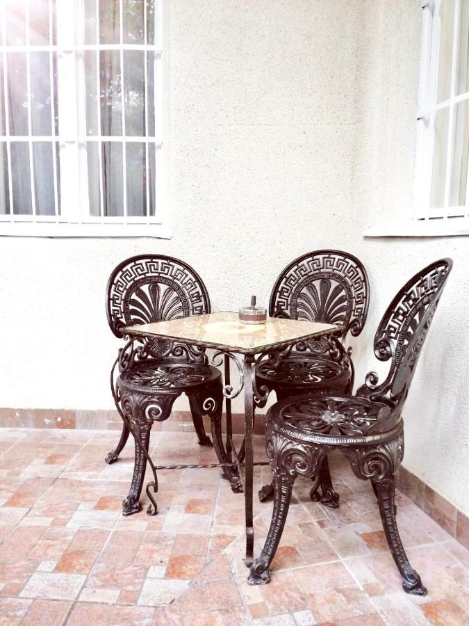 La Roberta Apartment บูดาเปสต์ ภายนอก รูปภาพ